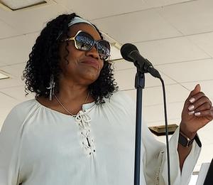 Jo-Ann Street - Vocalist